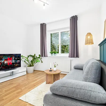 Erholung Pur Nahe Krankenhaus & Uni Mit Parkplatz! Apartamento